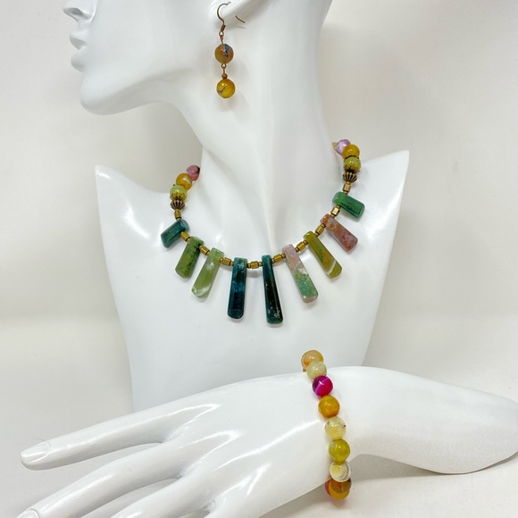 Hand Crafted Jewelry - India agate colorful bib necklace & earrings
